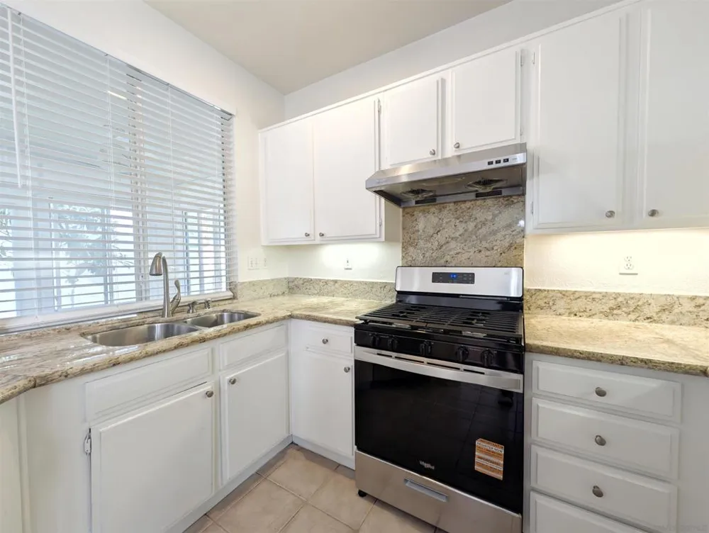 8291 Gold Coast Drive #7 San Diego, CA 92126