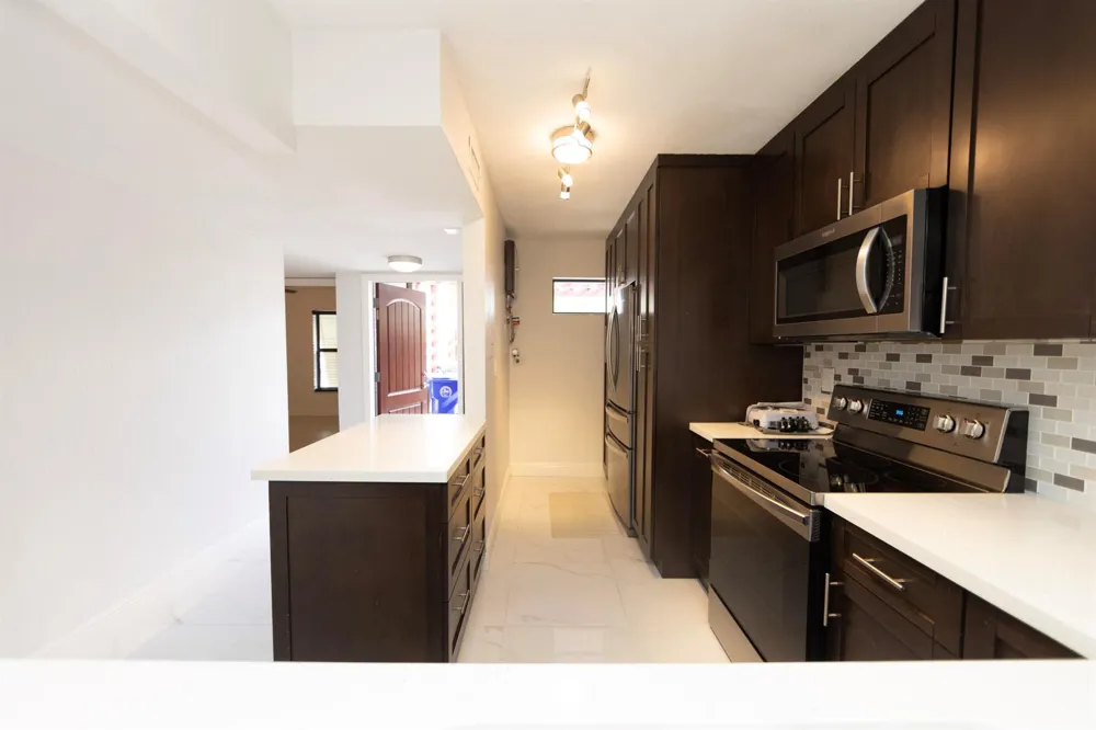 11060 S LAKEVIEW DRIVE #11060 Pembroke Pines, FL 33026