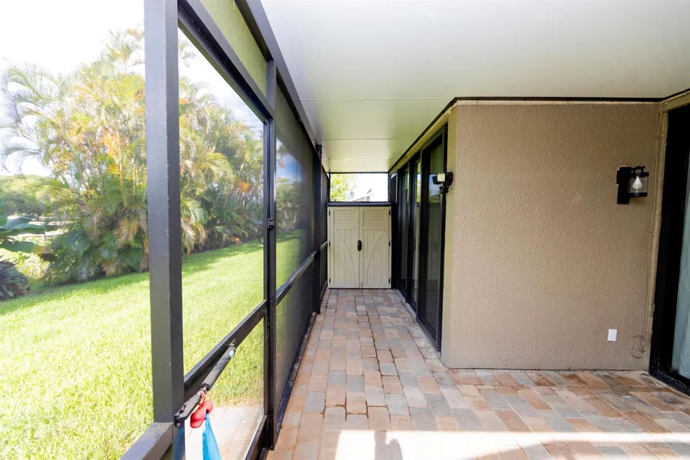 11060 S LAKEVIEW DRIVE #11060 Pembroke Pines, FL 33026