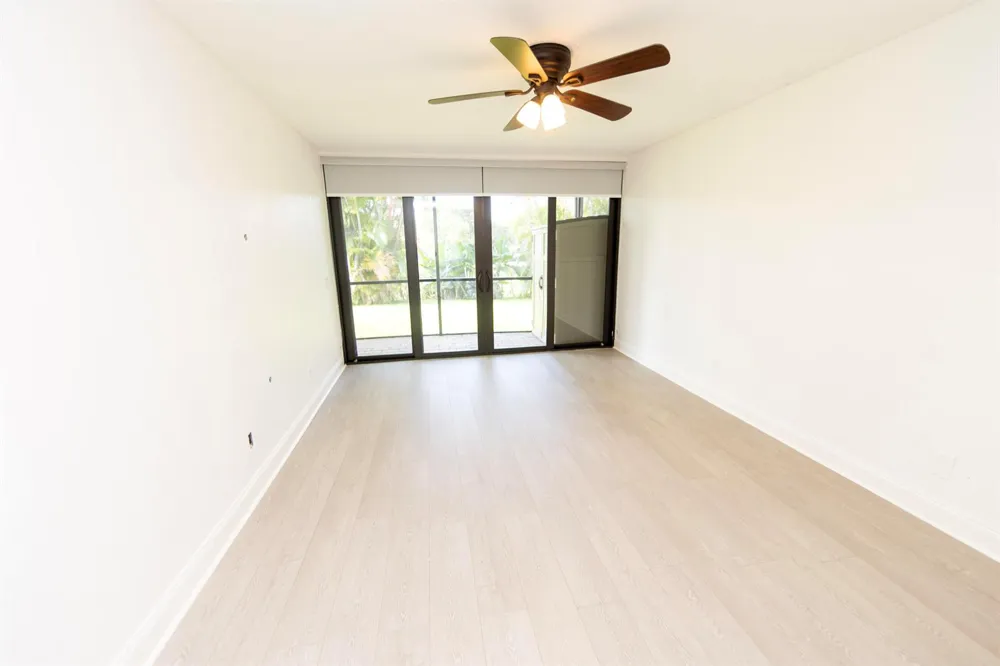 11060 S LAKEVIEW DRIVE #11060 Pembroke Pines, FL 33026