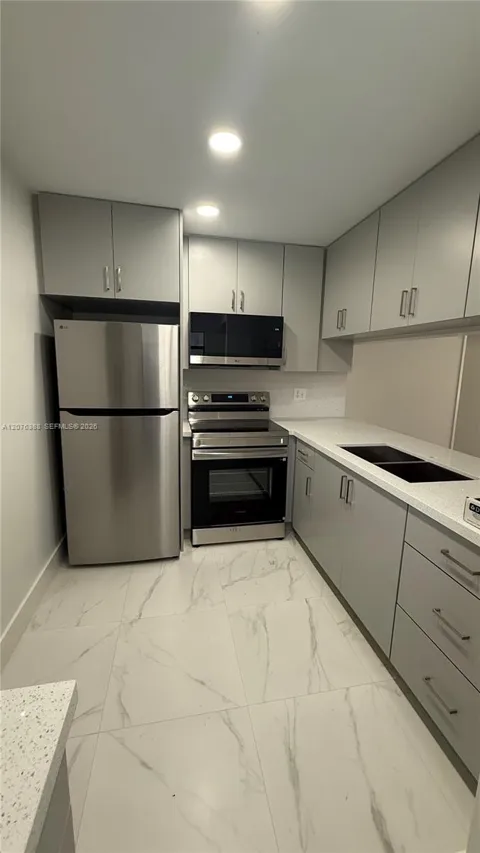 2750 W 63rd Pl #12-24