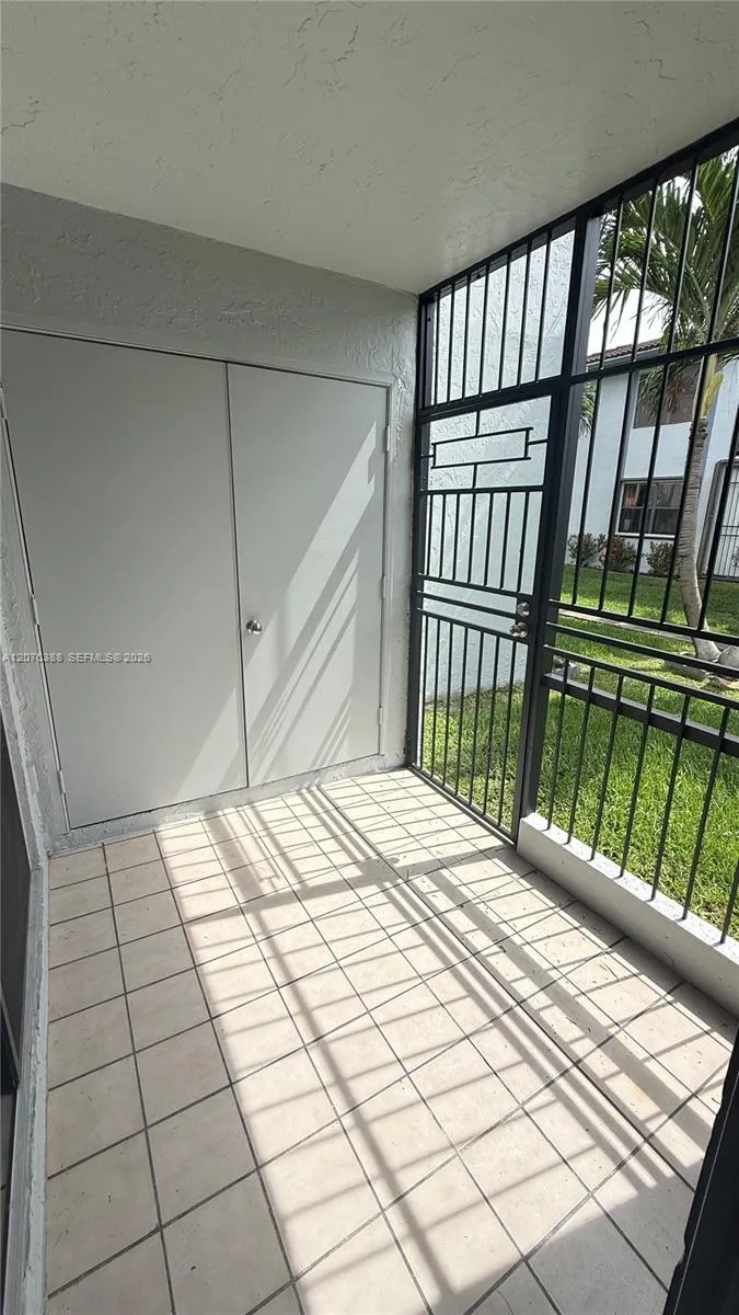 2750 W 63rd Pl #12-24 Hialeah, FL 33016