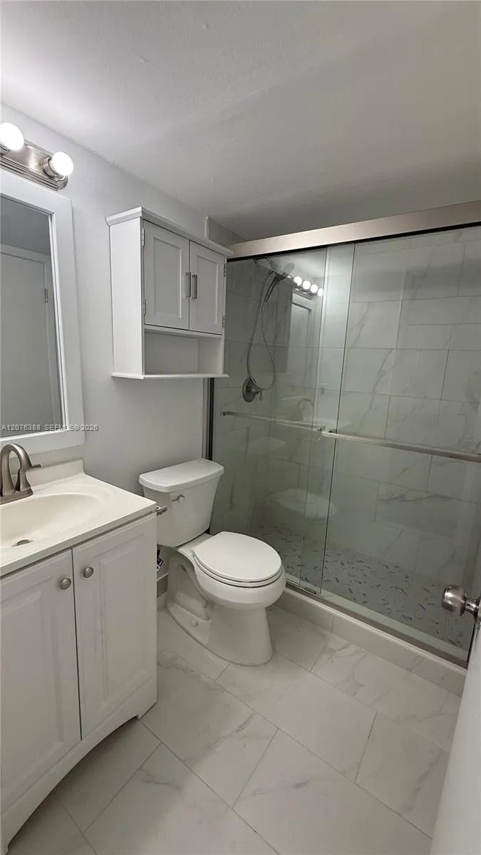 2750 W 63rd Pl #12-24 Hialeah, FL 33016