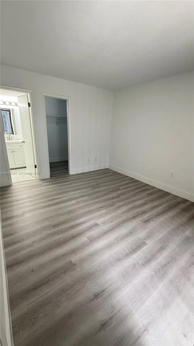 2750 W 63rd Pl #12-24 Hialeah, FL 33016