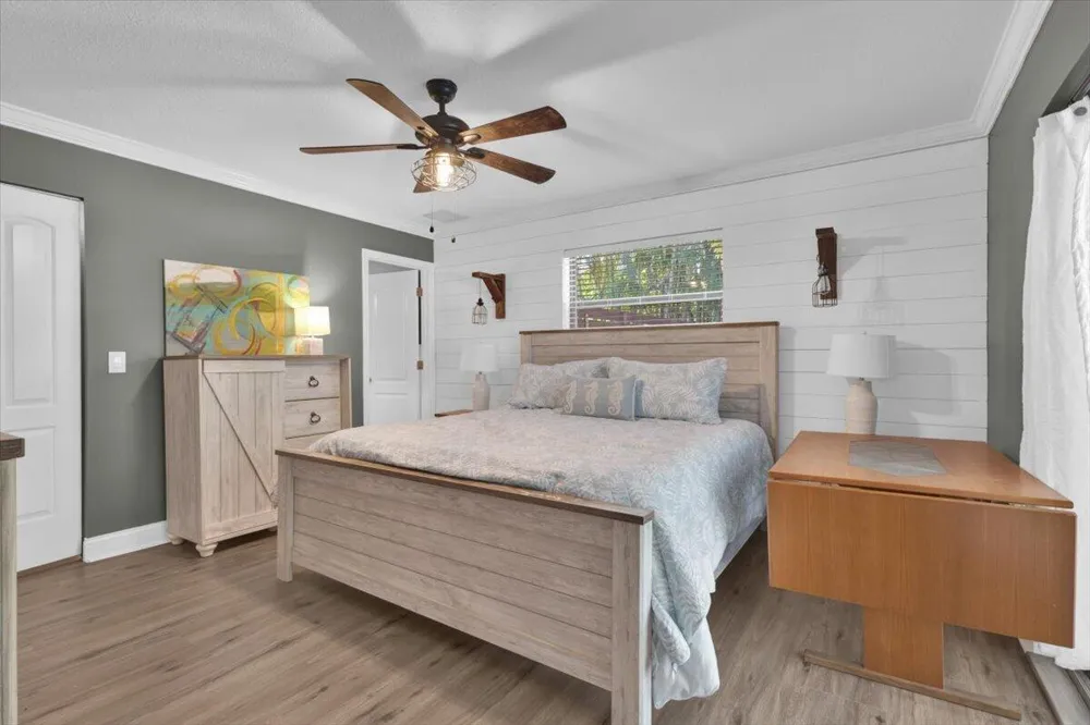 2488 NW South Manor Avenue Stuart, FL 34994