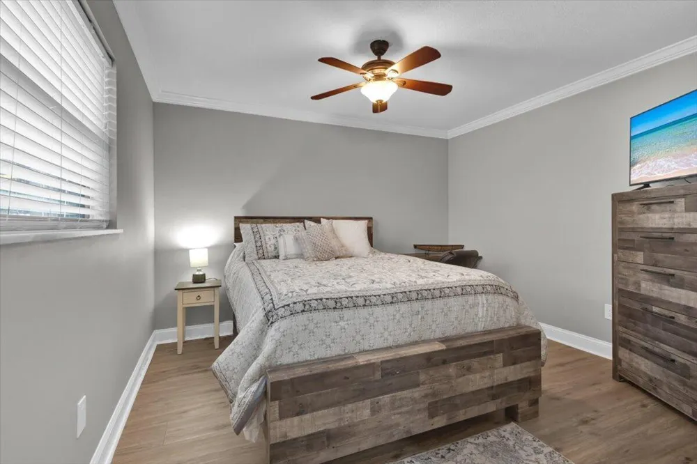 2488 NW South Manor Avenue Stuart, FL 34994