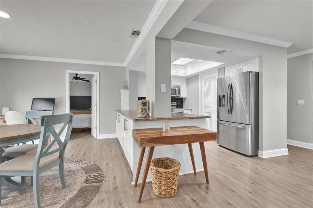 2488 NW South Manor Avenue Stuart, FL 34994