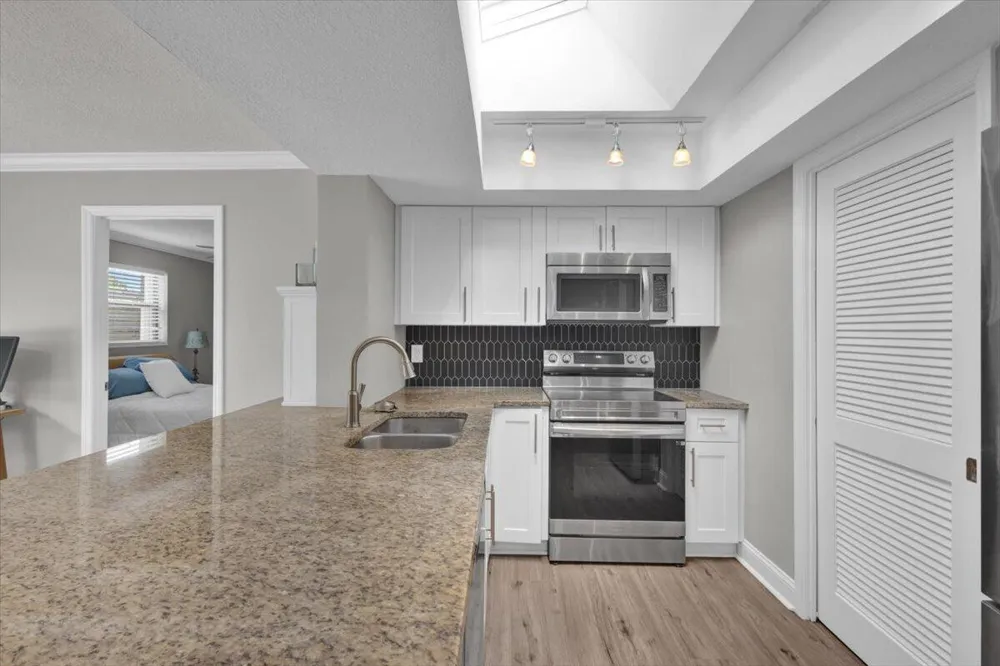 2488 NW South Manor Avenue Stuart, FL 34994