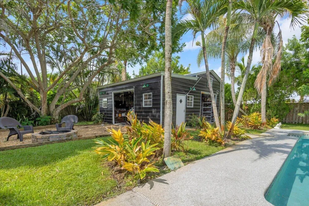 2488 NW South Manor Avenue Stuart, FL 34994