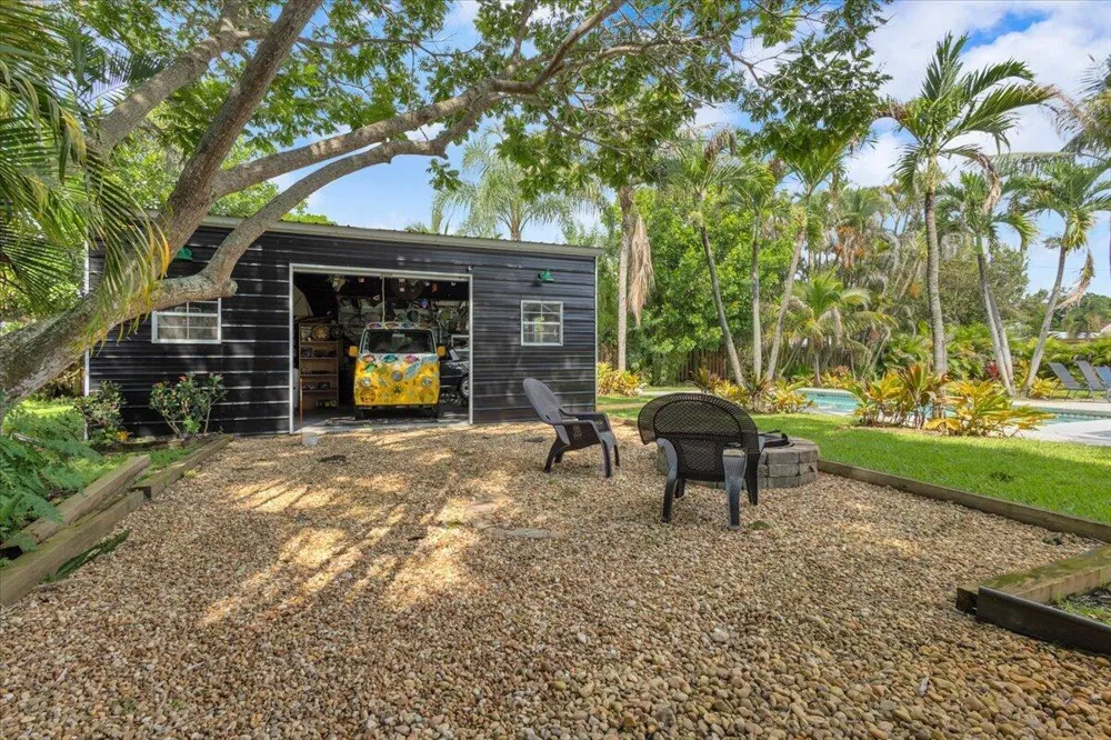 2488 NW South Manor Avenue Stuart, FL 34994