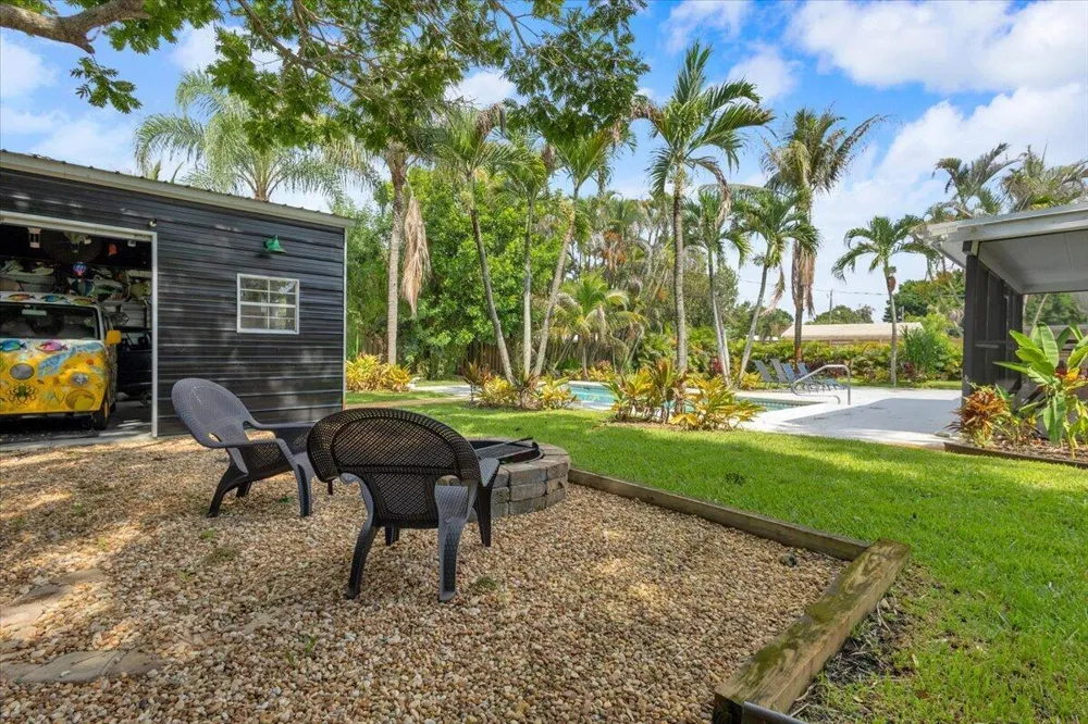2488 NW South Manor Avenue Stuart, FL 34994