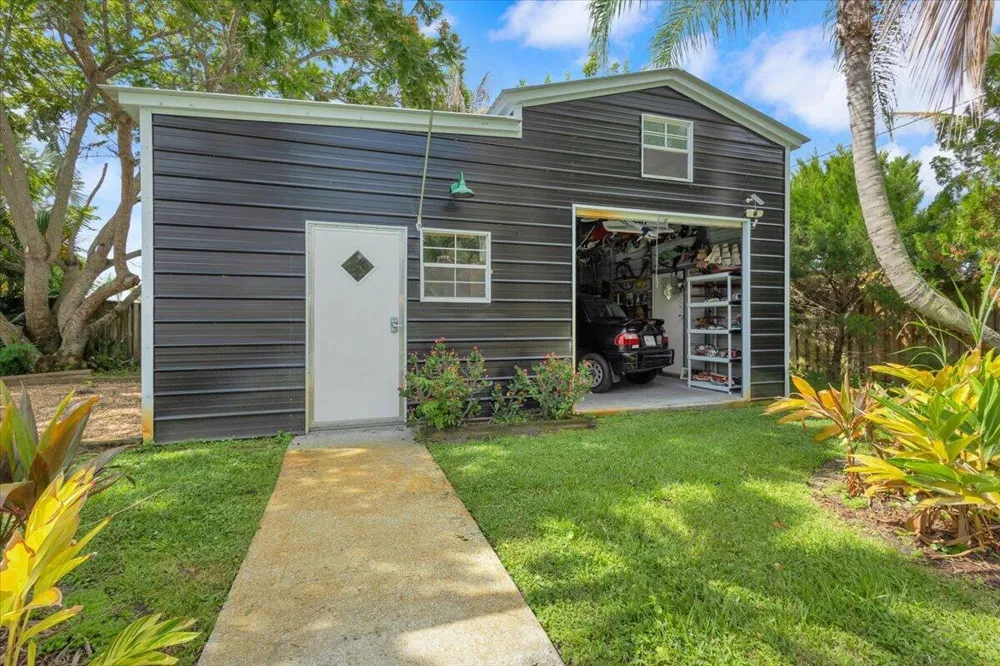 2488 NW South Manor Avenue Stuart, FL 34994