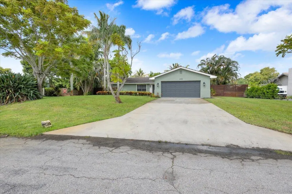 2488 NW South Manor Avenue Stuart, FL 34994