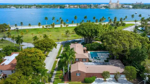 1125 Flagler Drive