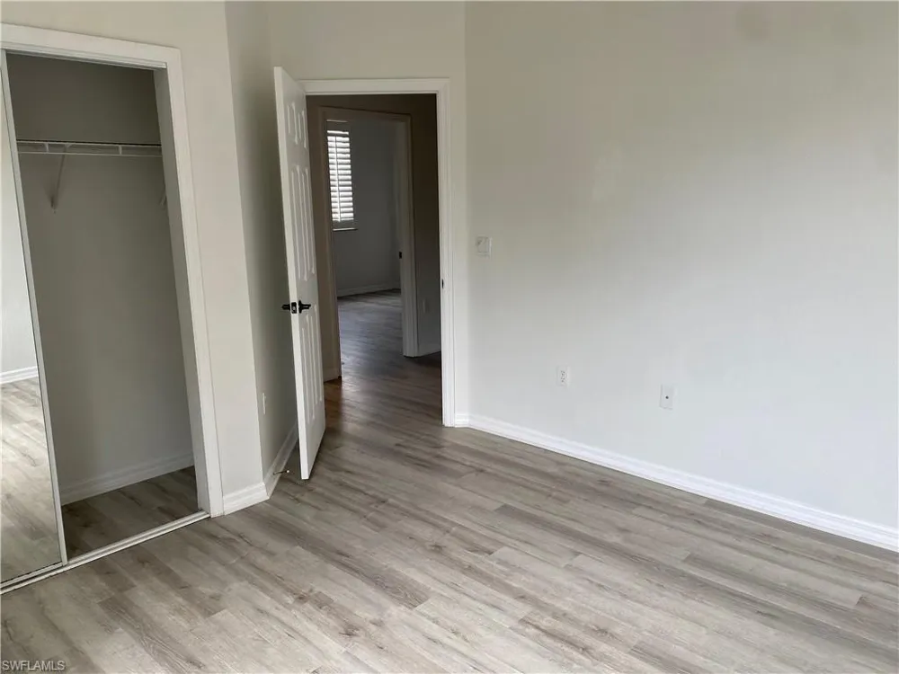 15270 Summit Place Circle #179 Naples, FL 34119