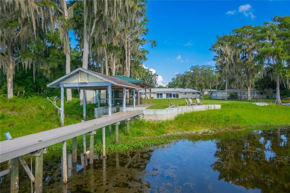 221 S HUNTING LODGE DRIVE Inverness, FL 34453