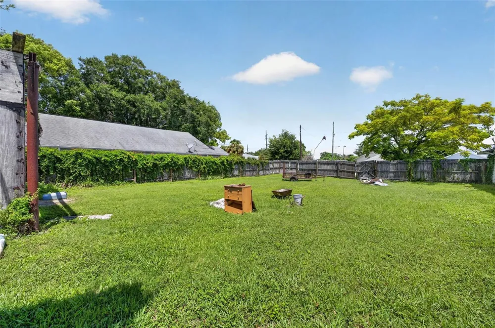 NEUSE AVENUE Orlando, FL 32804