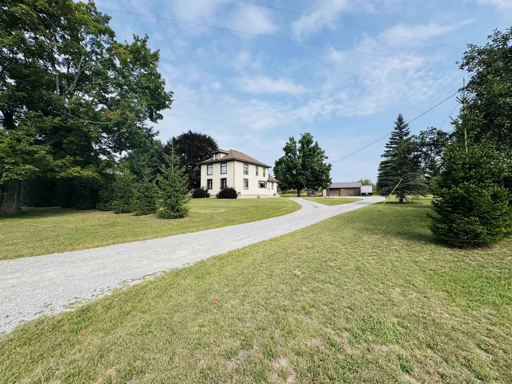 7146 River Road Osceola Township, MI 49631