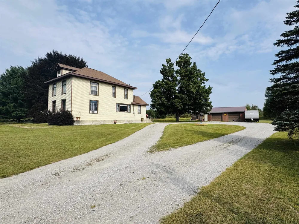 7146 River Road Osceola Township, MI 49631