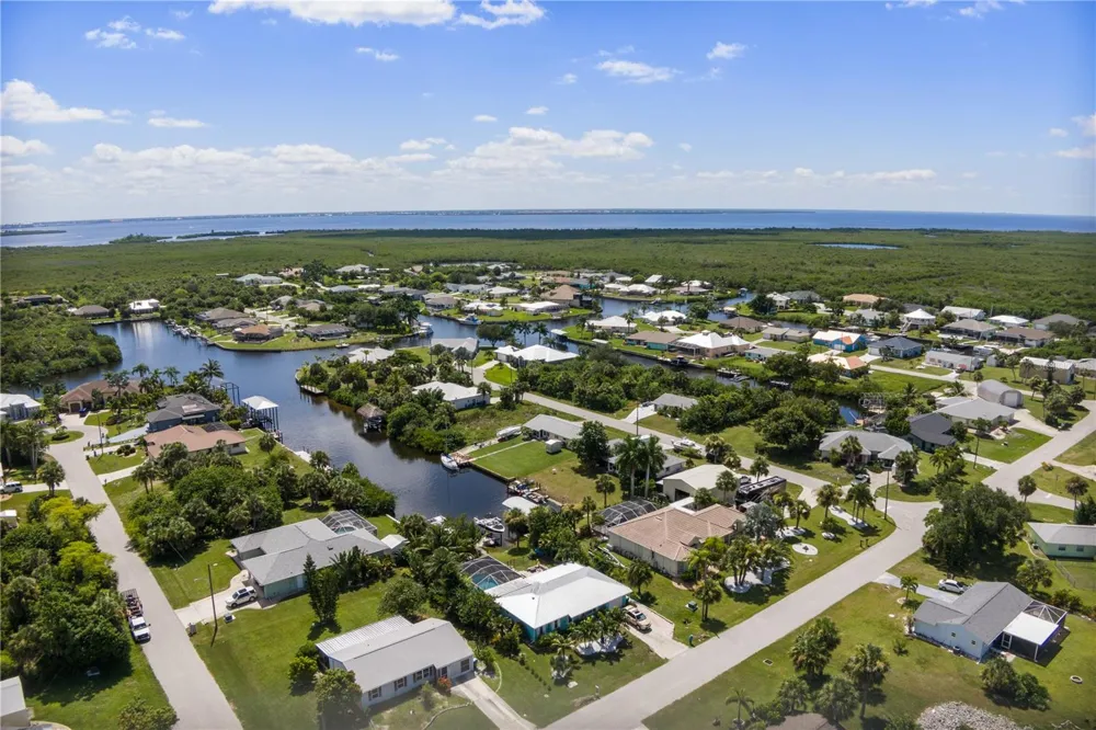 19154 NEW HAVEN COURT Port Charlotte, FL 33948