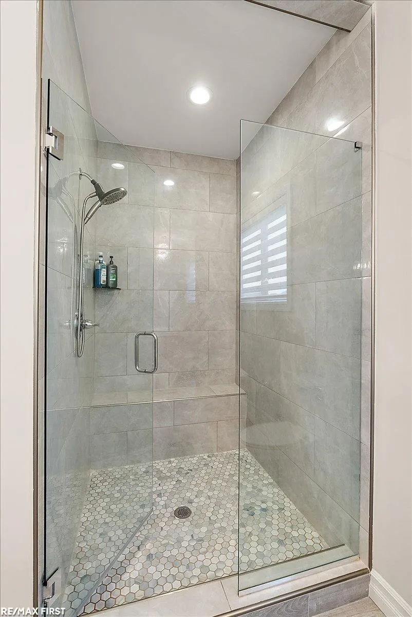 19117 BRIGHTON DRIVE Macomb Township, MI 48042