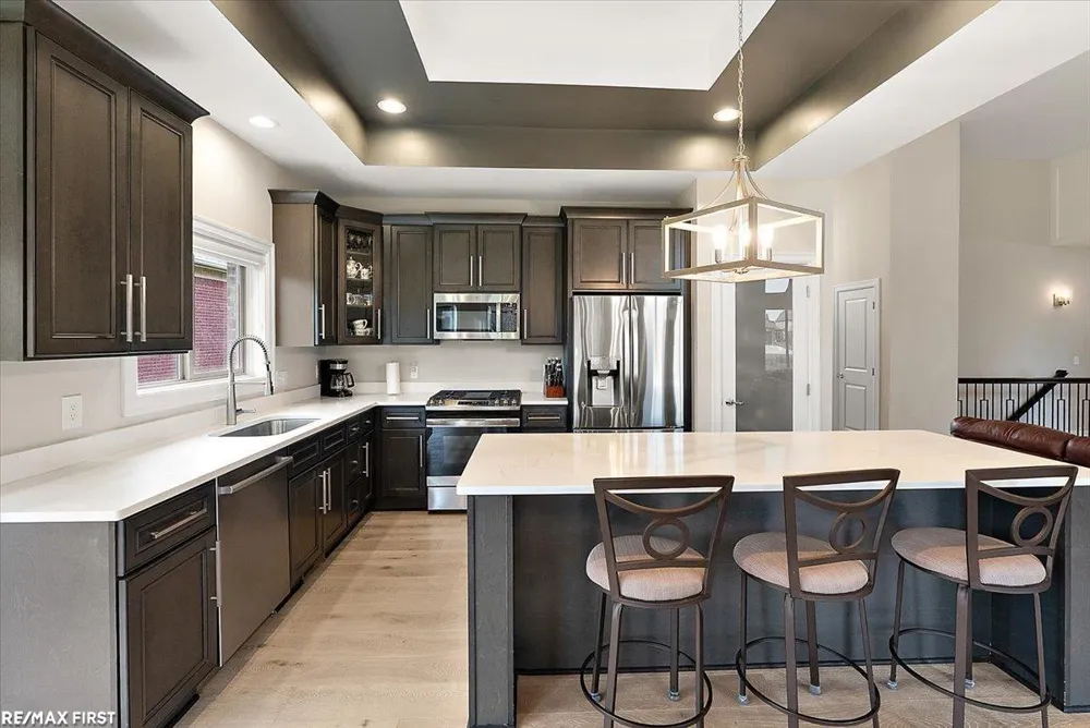 19117 BRIGHTON DRIVE Macomb Township, MI 48042