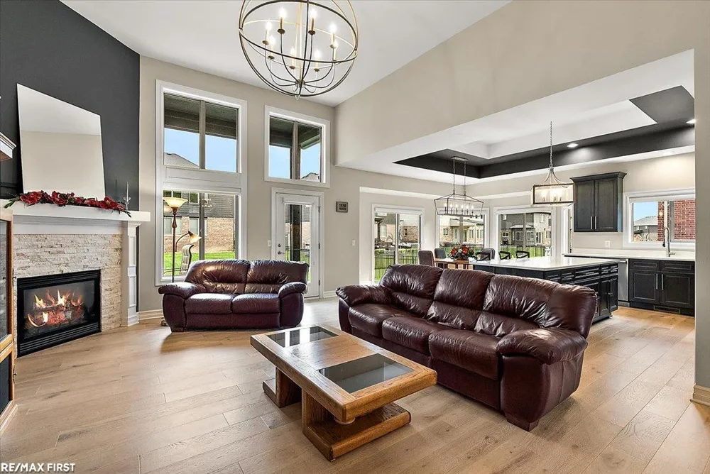 19117 BRIGHTON DRIVE Macomb Township, MI 48042