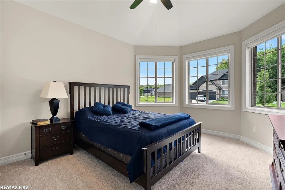 19117 BRIGHTON DRIVE Macomb Township, MI 48042