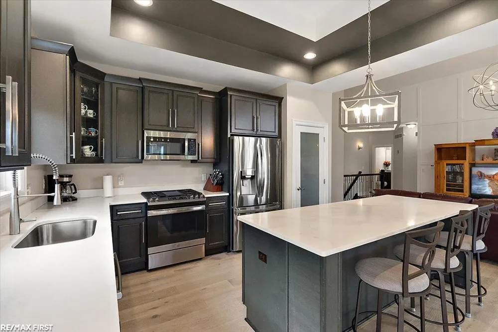 19117 BRIGHTON DRIVE Macomb Township, MI 48042