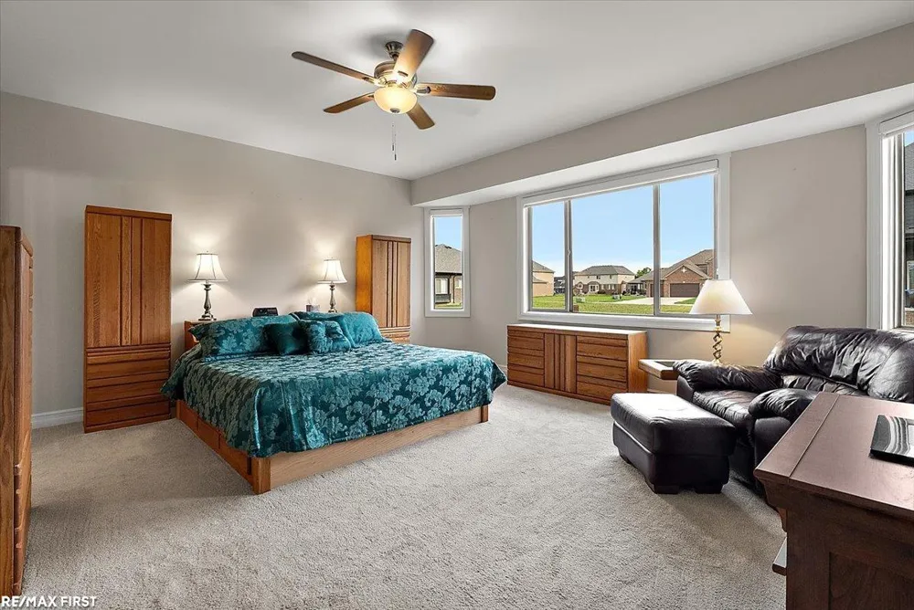 19117 BRIGHTON DRIVE Macomb Township, MI 48042