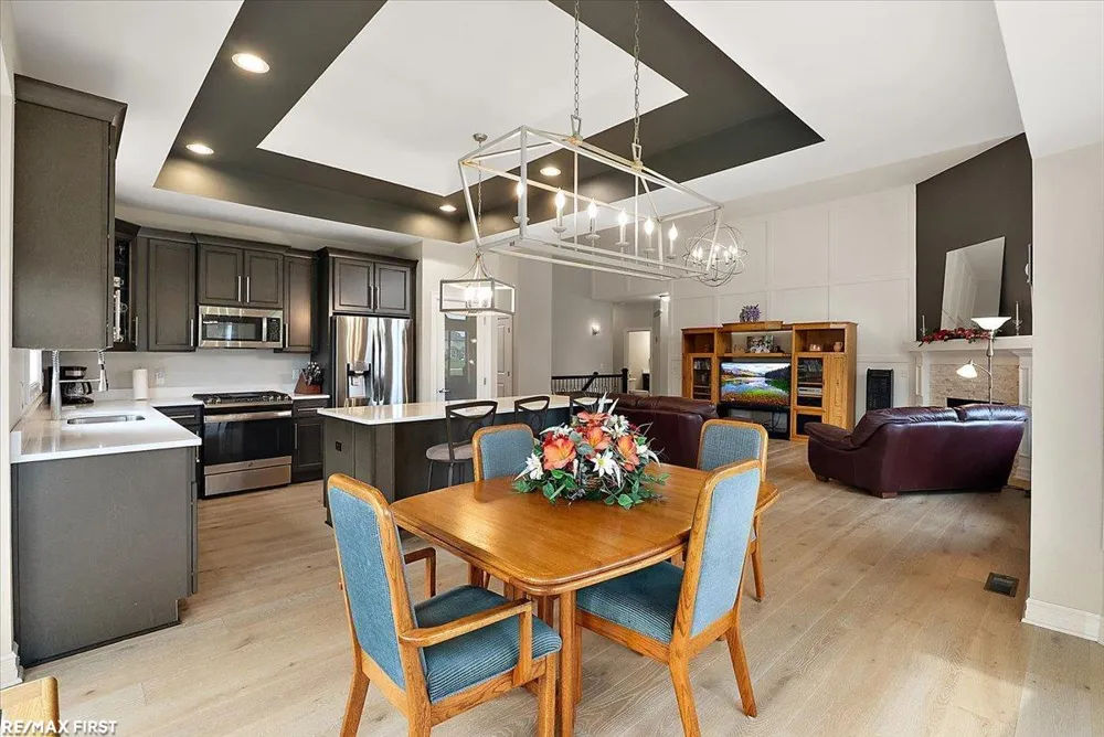 19117 BRIGHTON DRIVE Macomb Township, MI 48042