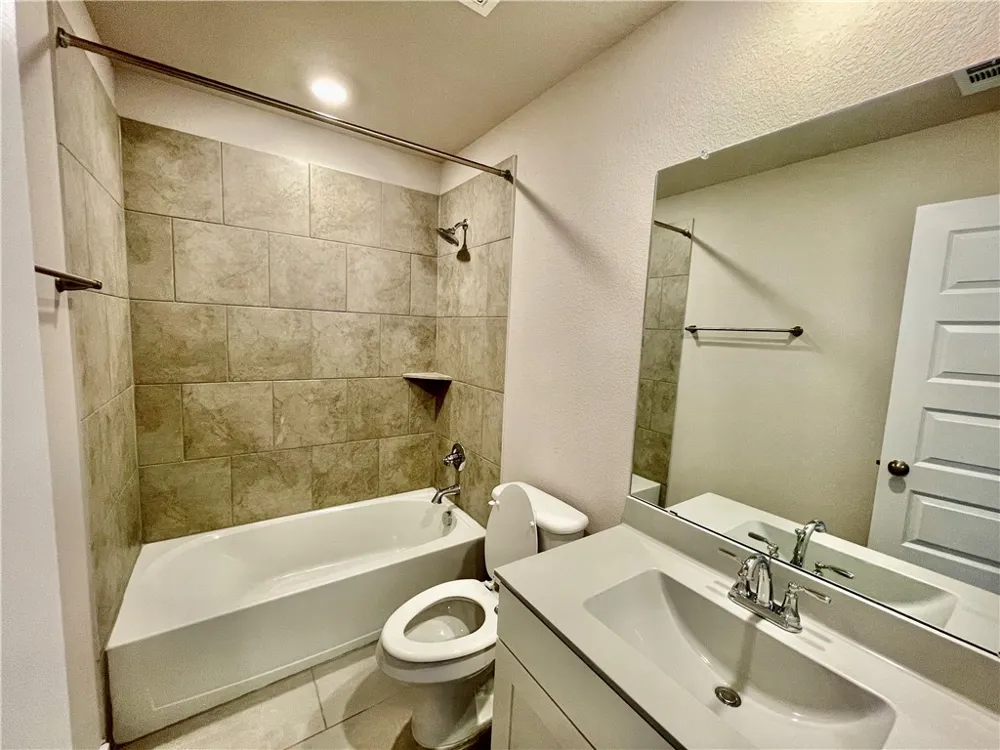 2945 Sage Ranch Drive Leander, TX 78641