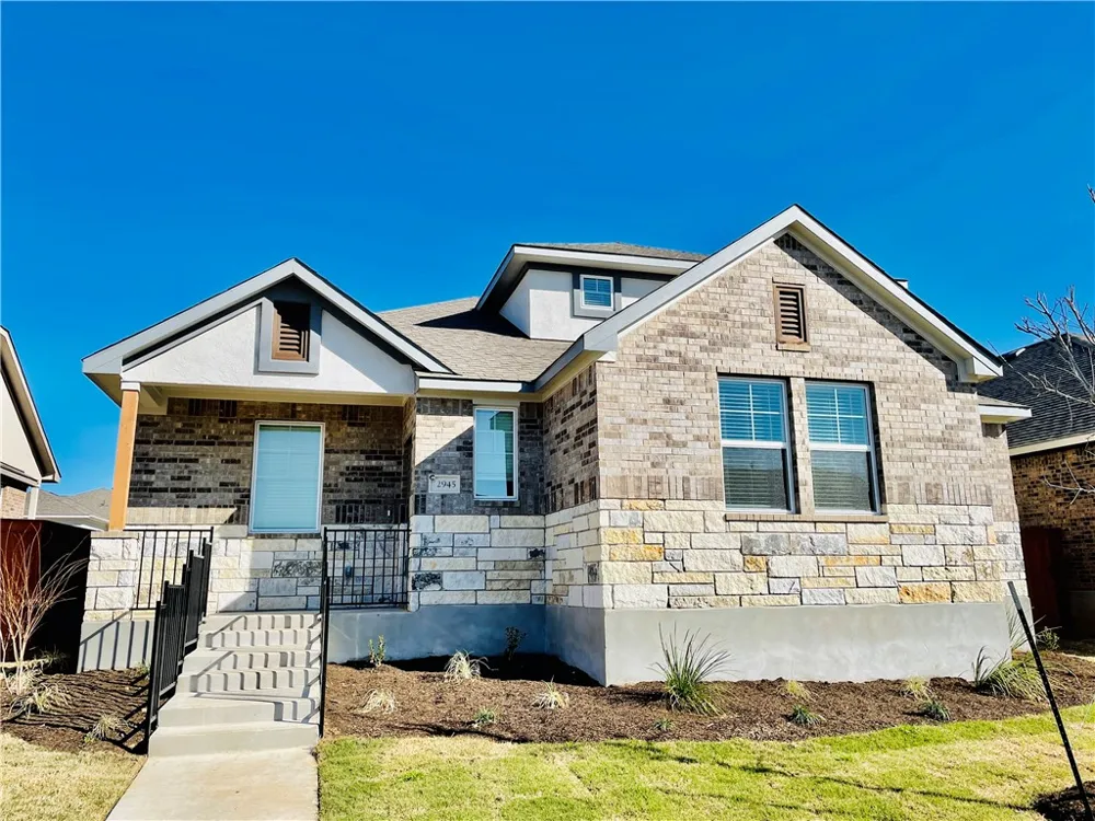 2945 Sage Ranch Drive Leander, TX 78641