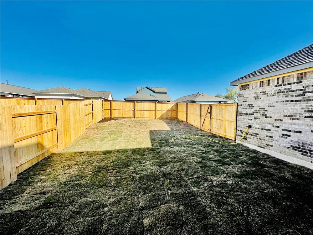 2945 Sage Ranch Drive Leander, TX 78641