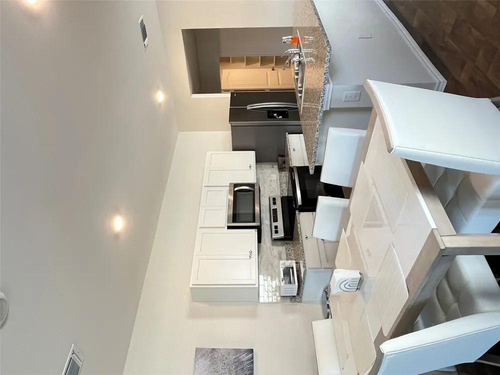 12313 Token Trail Elgin, TX 78621