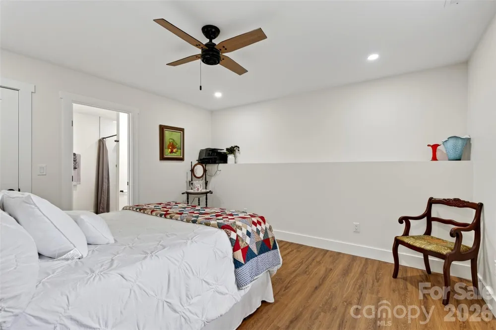 310 Magnolia Ridge Road Swannanoa, NC 28778