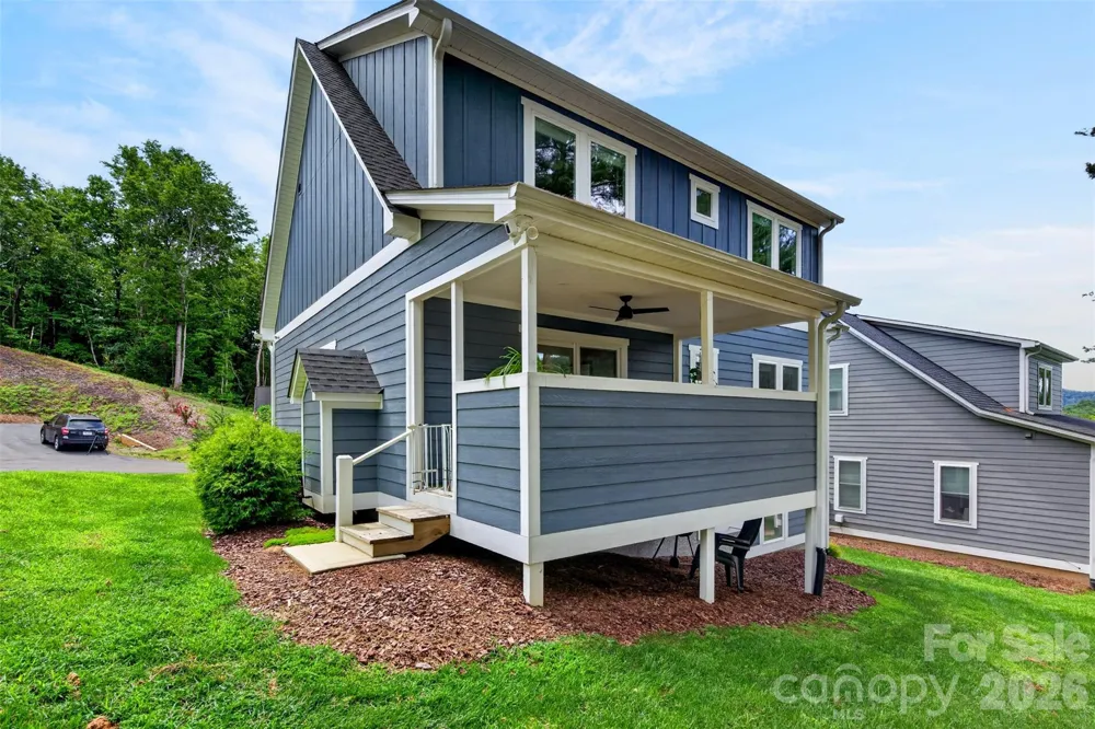310 Magnolia Ridge Road Swannanoa, NC 28778