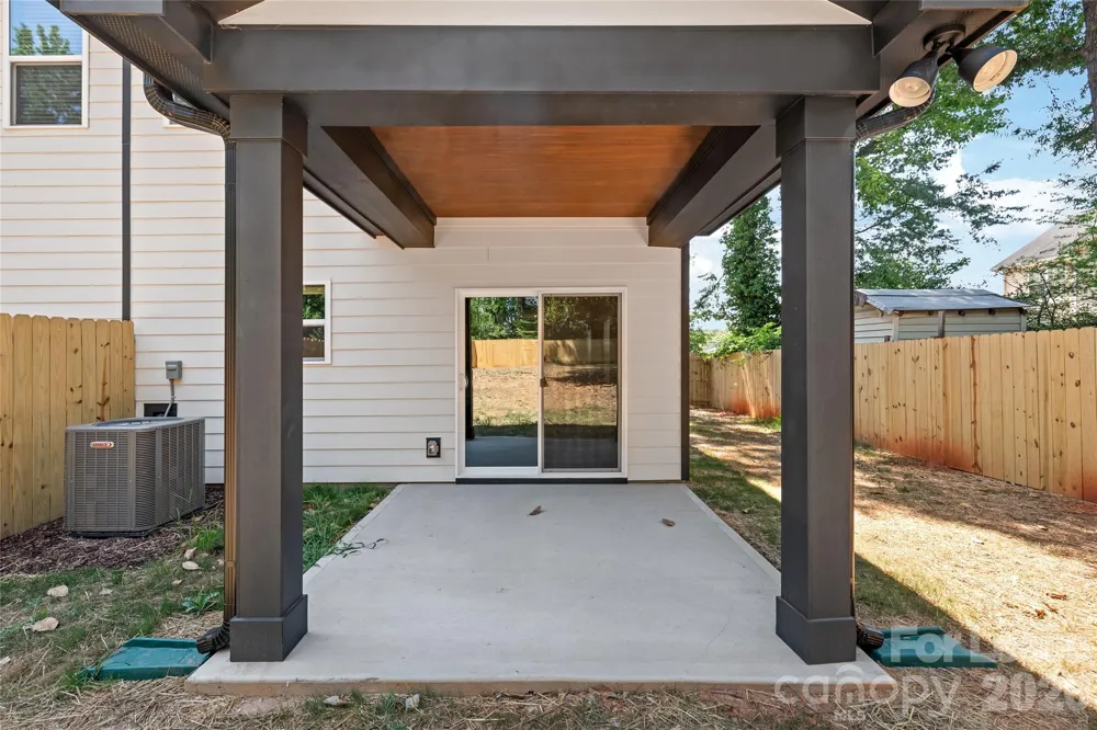 2007 Wilson Avenue Charlotte, NC 28208