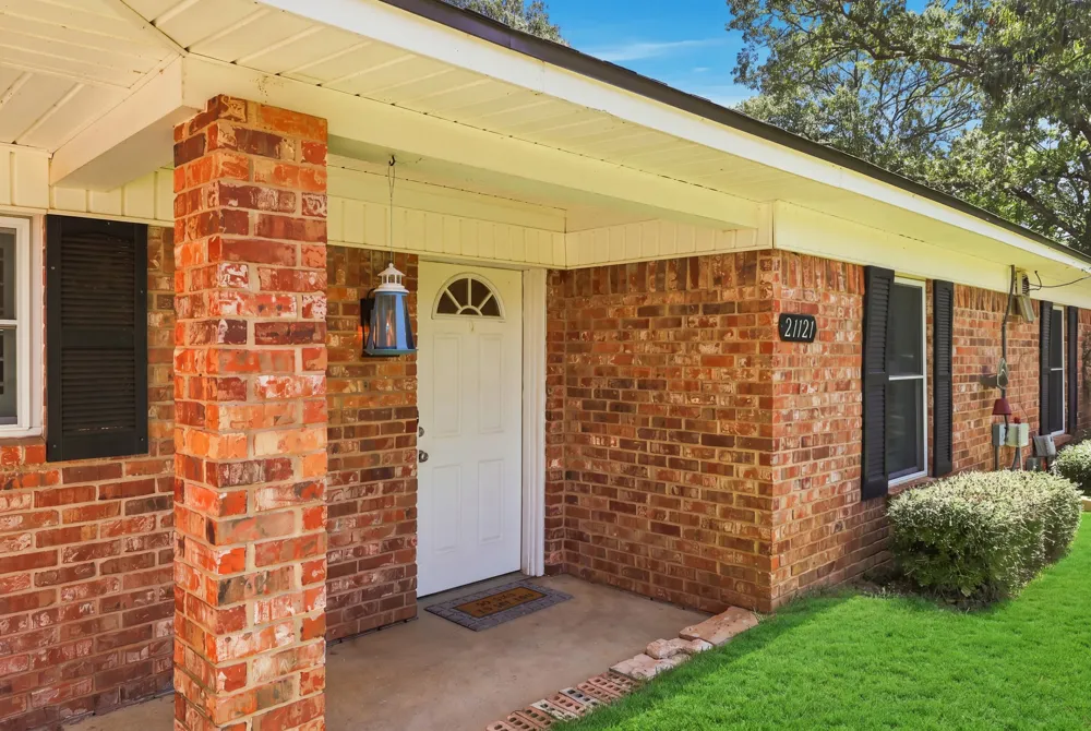 21121 County Road 1291 Flint, TX 75762