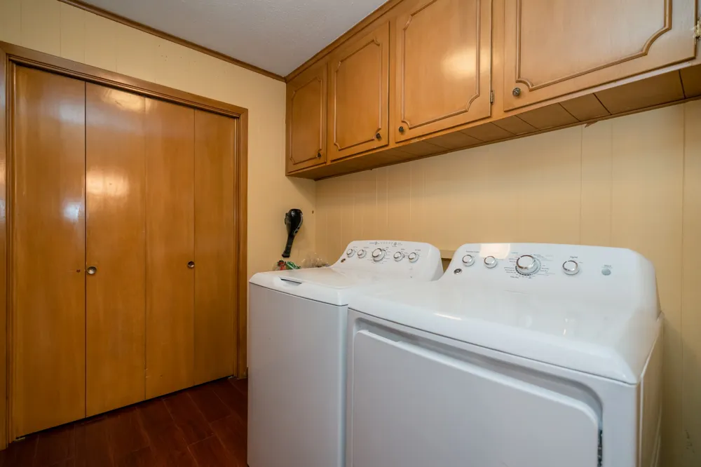 1413 S Main Street S Lindale, TX 75771