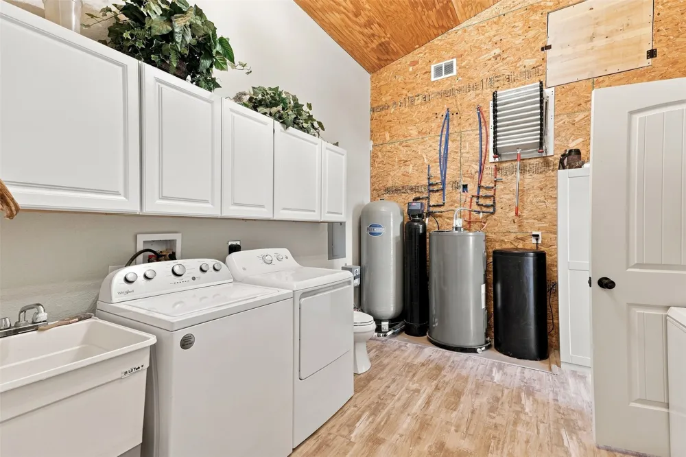 1000 Middleton Road Weatherford, TX 76088