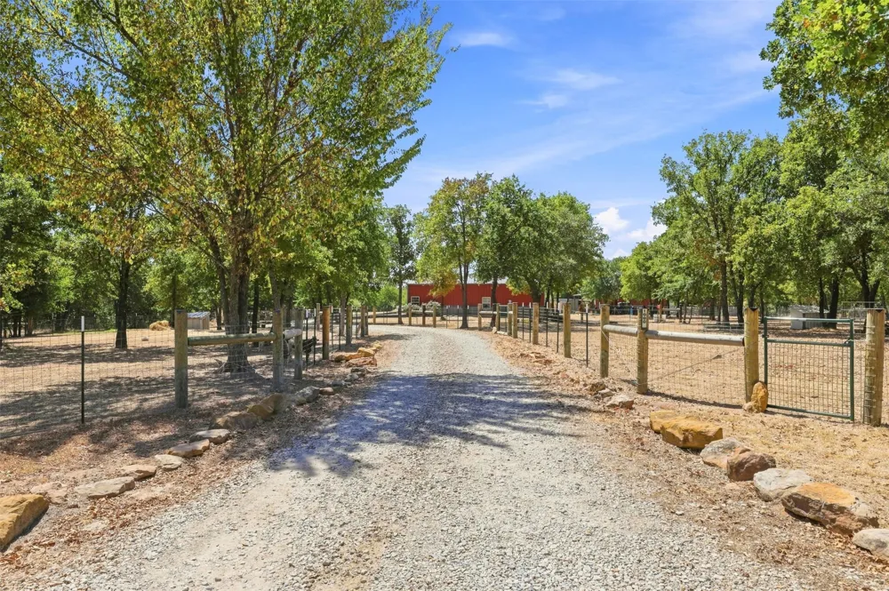 1000 Middleton Road Weatherford, TX 76088
