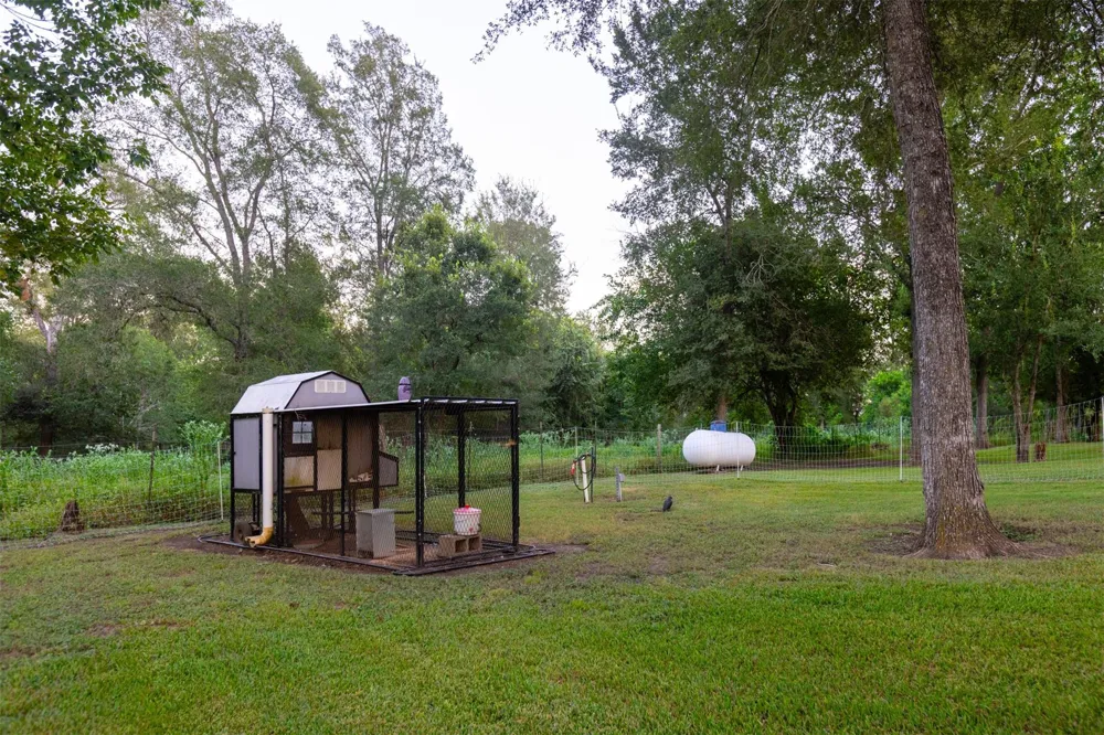 2250 Dillard Road Brenham, TX 77833