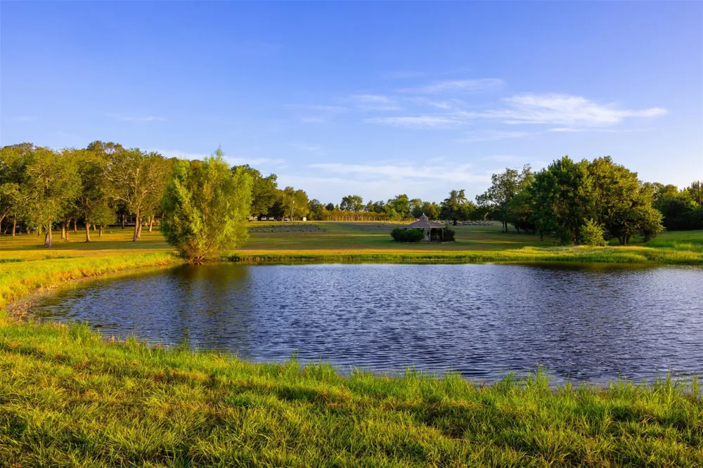 2250 Dillard Road Brenham, TX 77833