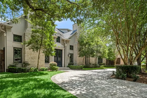 5307 Huckleberry Lane