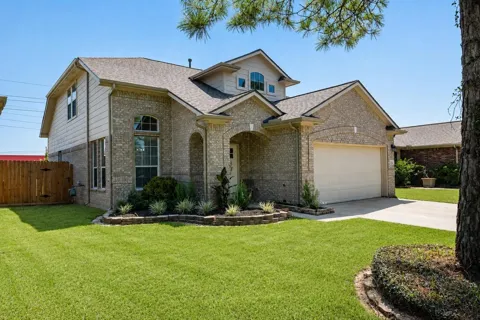 2214 Sterling Oaks Drive