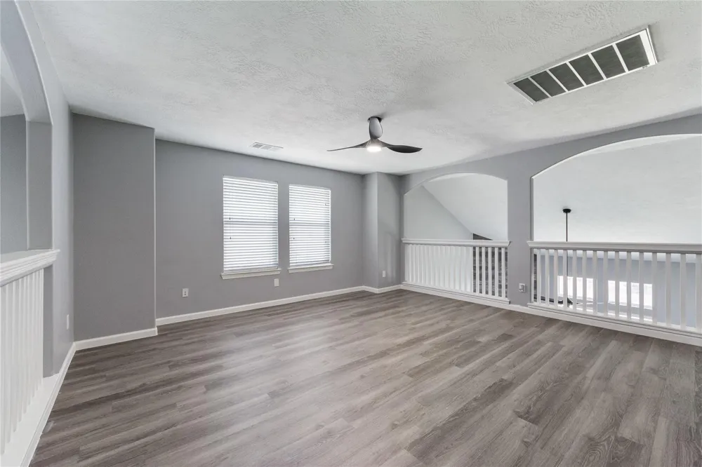 2214 Sterling Oaks Drive Rosharon, TX 77583