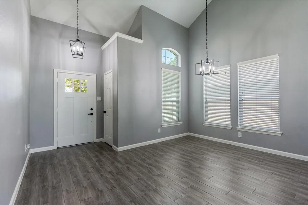 2214 Sterling Oaks Drive Rosharon, TX 77583