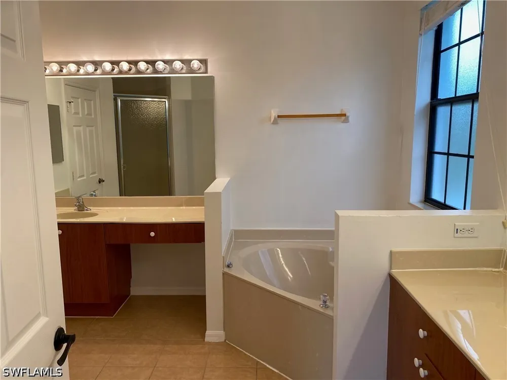 Summit Place Circle #179 Naples, FL 34119
