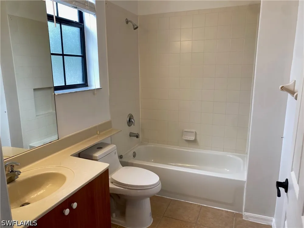 Summit Place Circle #179 Naples, FL 34119